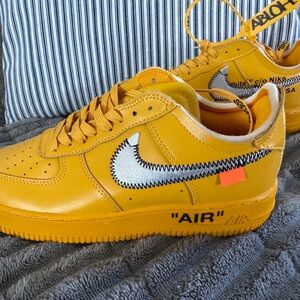 NIKE Off White Boston Exclusive ICA ( University Gold or Lemonade). Size 7.